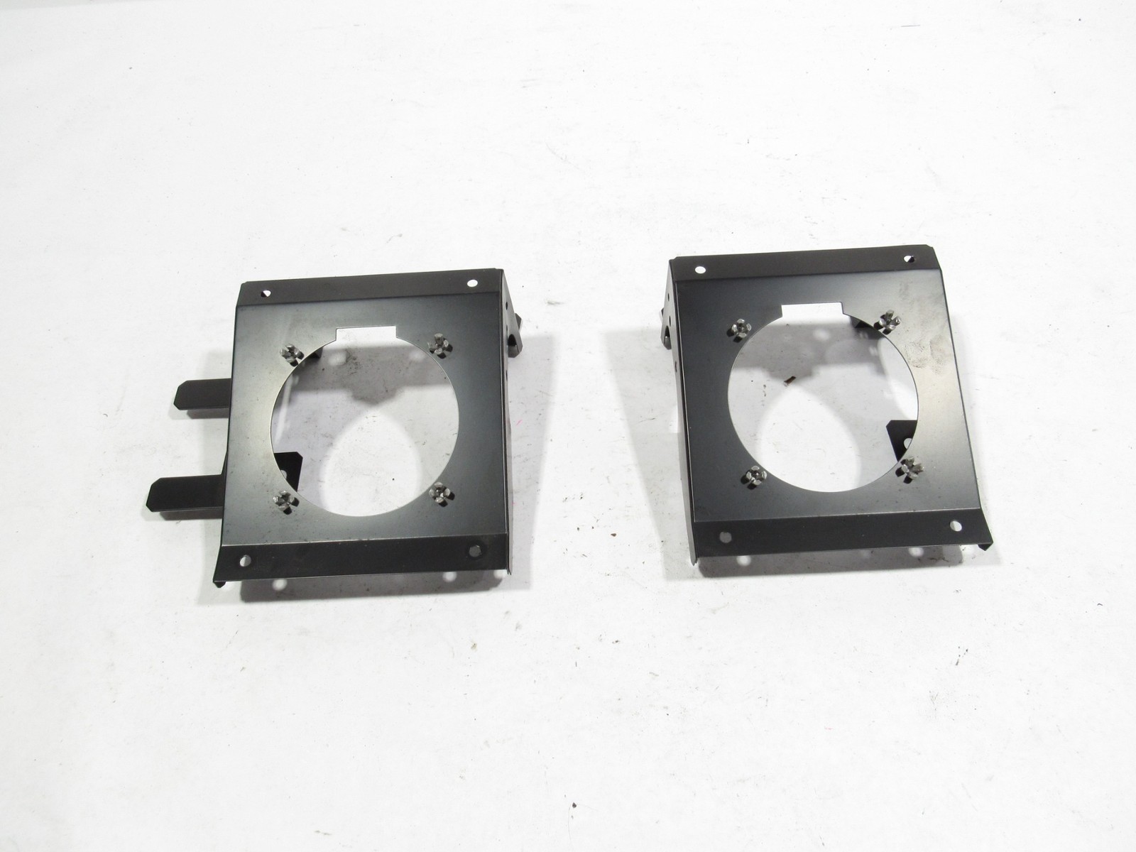 02-06 Maserati Coupe GT 2004 Rear Left Right Parcel Shelf Bracket Mount Set ;