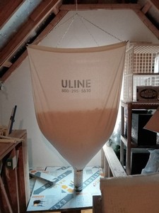 Peanut Dispenser 20 Cubic FT w/Ceiling Mount & Valve w/20+ CF Peanuts