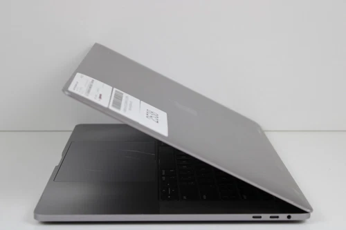 Apple Macbook Pro 15" (2018) 512GB SSD 32GB Ram i7-8750H Platina 15" inch !!!!!!