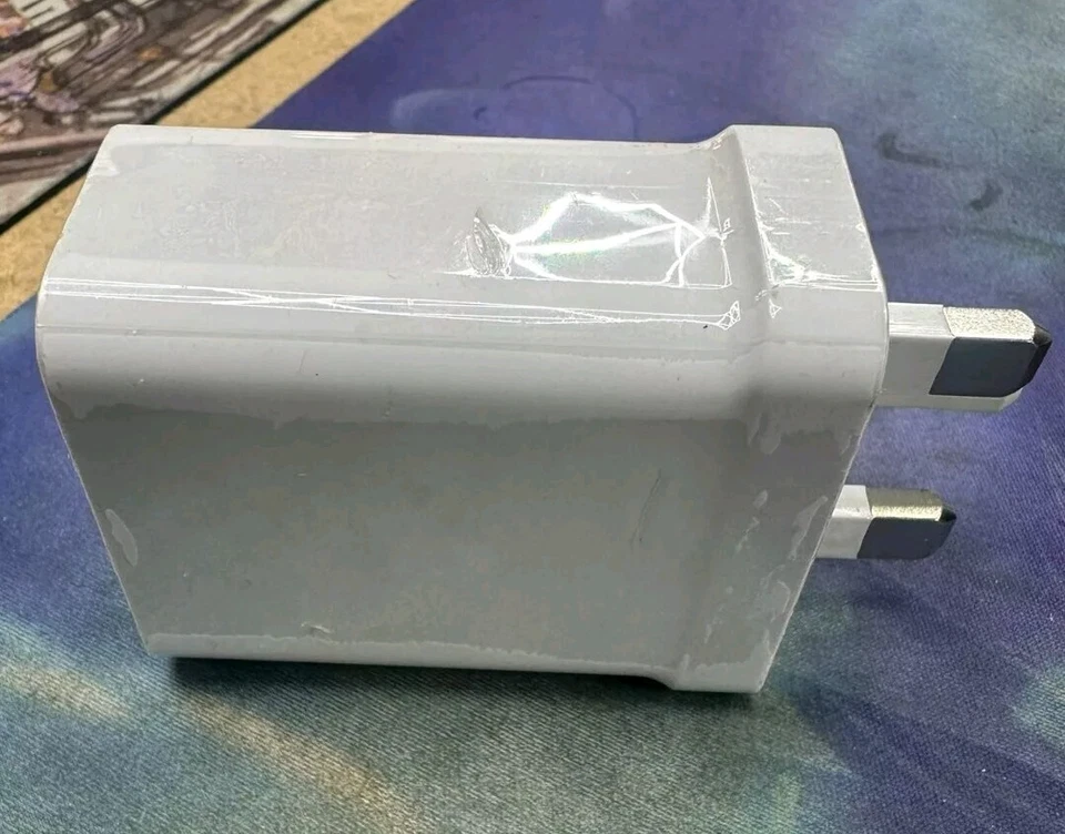 Genuine Huawei 40w Supercharge Charger Mains Adapter Charger HW-100400B00 - Image 4 of 4