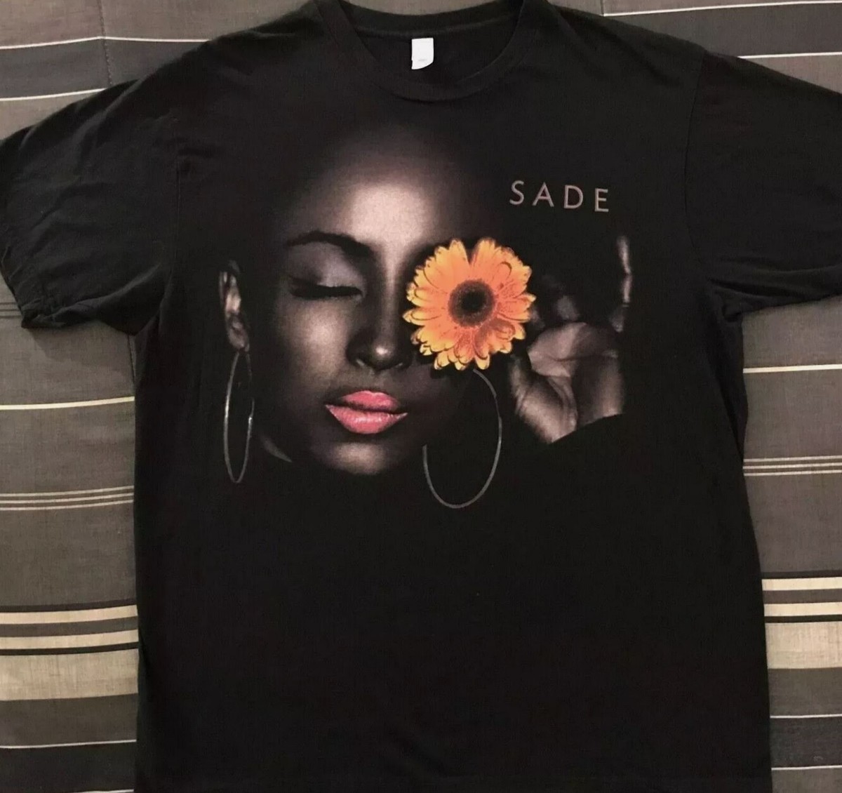 Sade Soldier of Love Tシャツ Mサイズ 2011 Sade Soldier of Love 2011 American Tour T-shirt, Sade T-shirt
