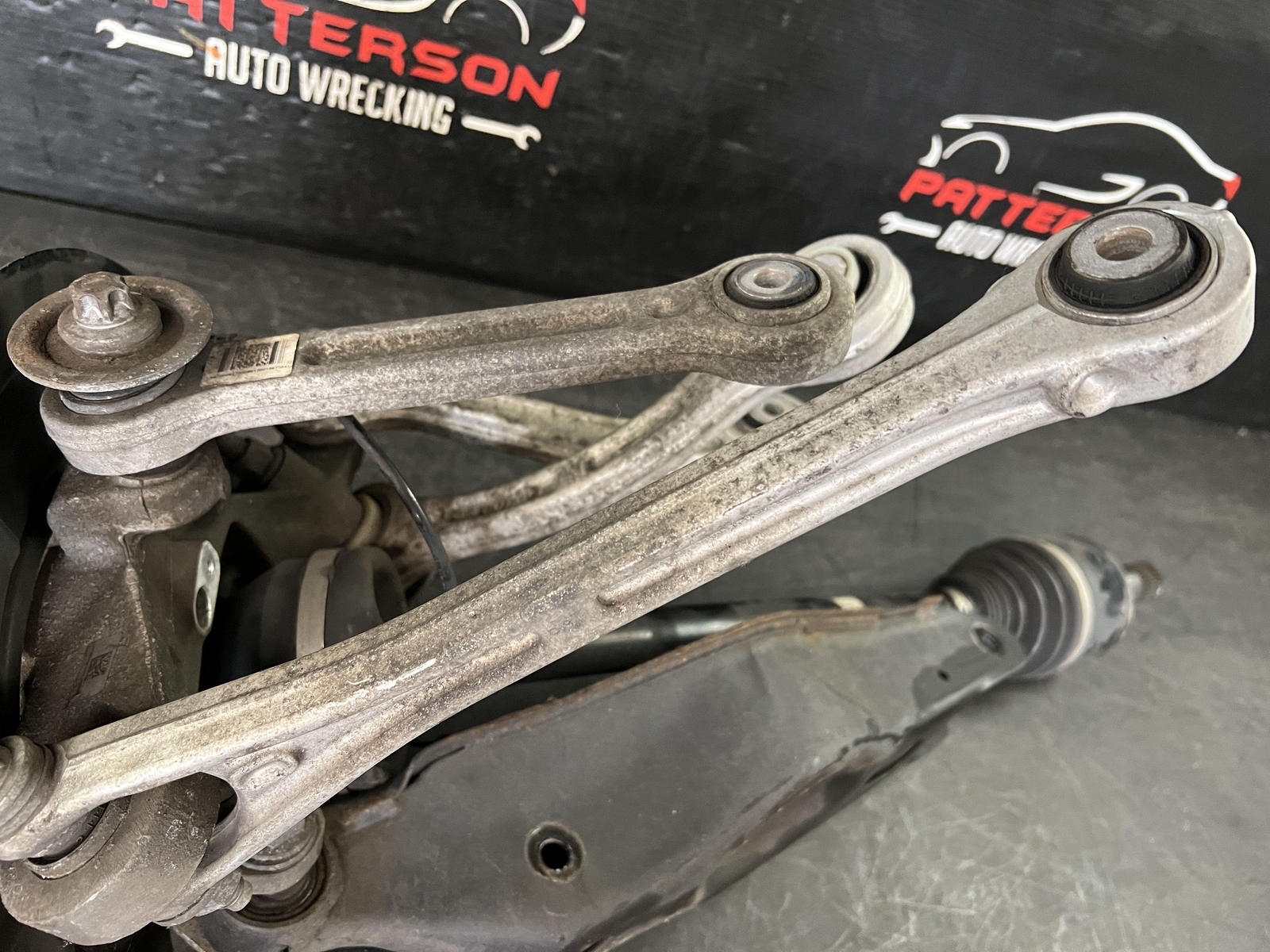 14-17 MASERATI GHIBLI REAR PASSENGER RIGHT KNEE AXLE SHAFT KNUCKLE CONTROL ARMS