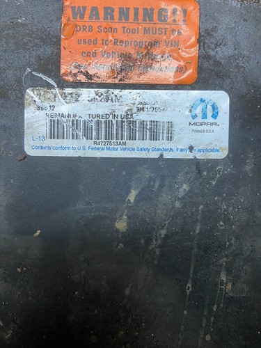 2001 Dodge Caravan Town Country 2.4 ECU ECM Module 04727513AM H6464 - Picture 4 of 5