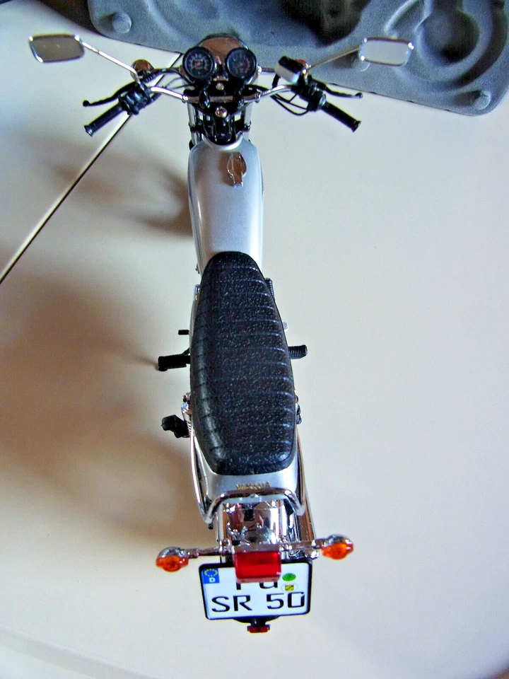 Schuco Motorrad 1/10 Yamaha SR 500 1978 absolut neuwertig in OVP top - Bild 4 von 4