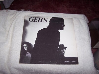 LP--GEILS--MONKEY ISLAND  *NM VINYL  #1182