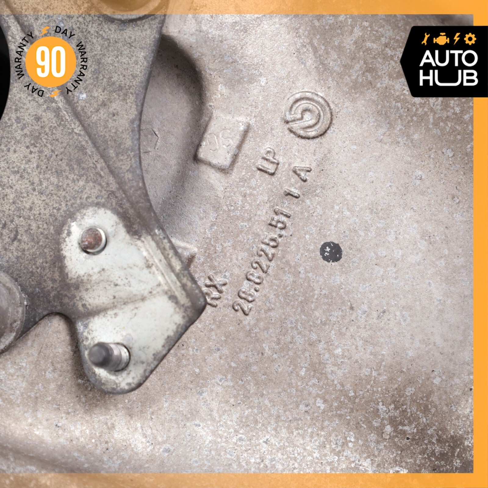 11-19 Maserati GranTurismo S M145 Front Right Side Spindle Knuckle Hub OEM 23k