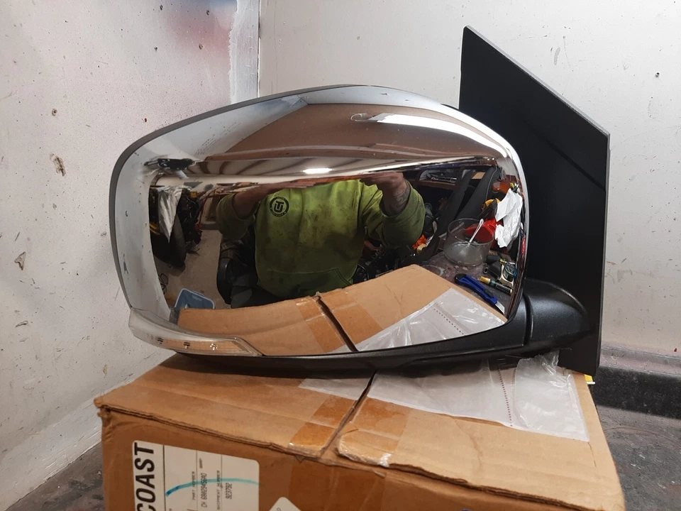 Espejo retrovisor lateral derecho Town & Country Grand Caravan Ram C/V 09-16 OEM NUEVO Foto 3 de 4