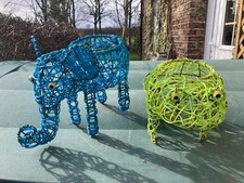 Retro Wire Plant Pot holders - Elephant and a Frog
