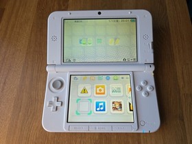 Nintendo 3DS LL XL White Handheld With Charger And Stylus Japan Region US SELLER
