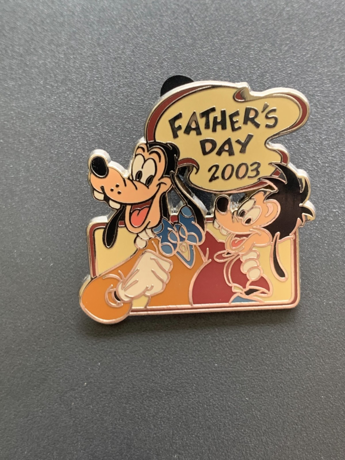 Disney Pins - Goofy and Son - Father's Day 2003