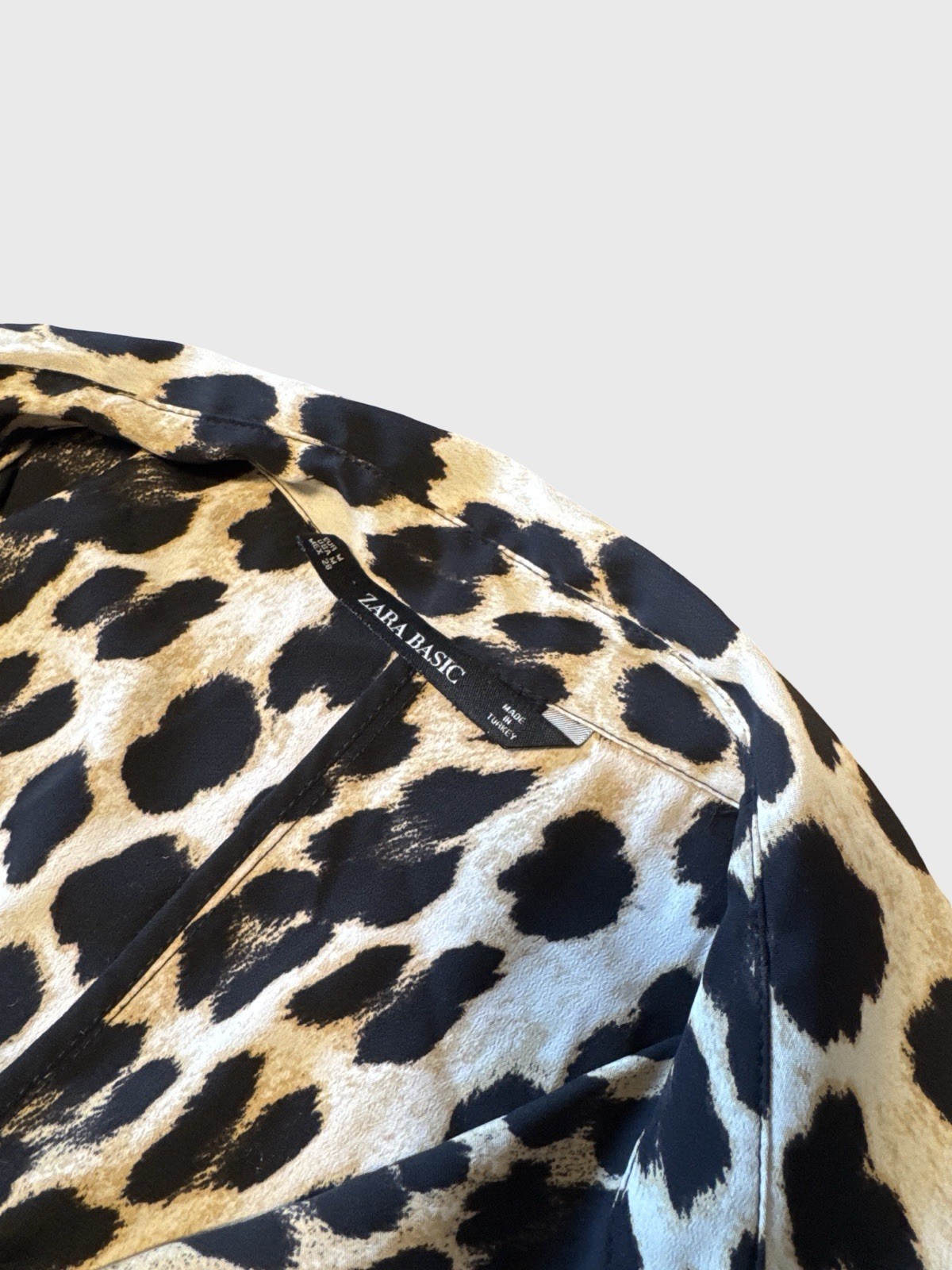 ZARA BASIC Leopard Print Tunic Blouse Women’s Sma… - image 3