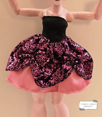 Monster High G3 Scary Sweet 1600 Birthday Draculaura Doll Party Dress