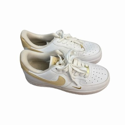 Nike Air Force 1'07 Essential Women's Sneakers White Rattan