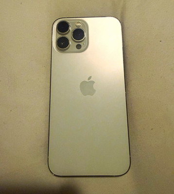 Apple iPhone 13 Pro Max - 256GB - White in color - Unlocked - Amazing Condition