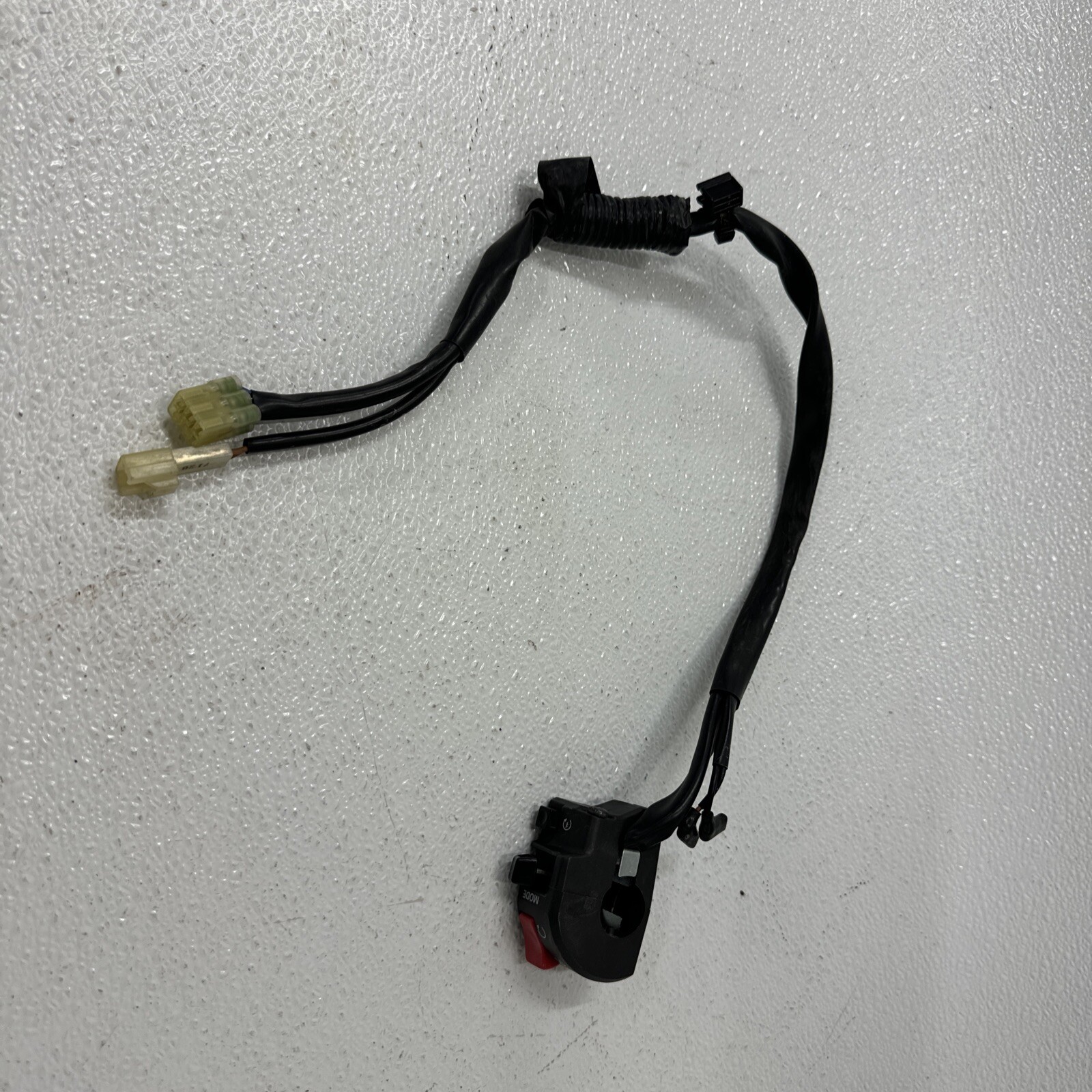 OEM Yamaha YZF R6 Right Handle Kill off Start Switch Switches E5
