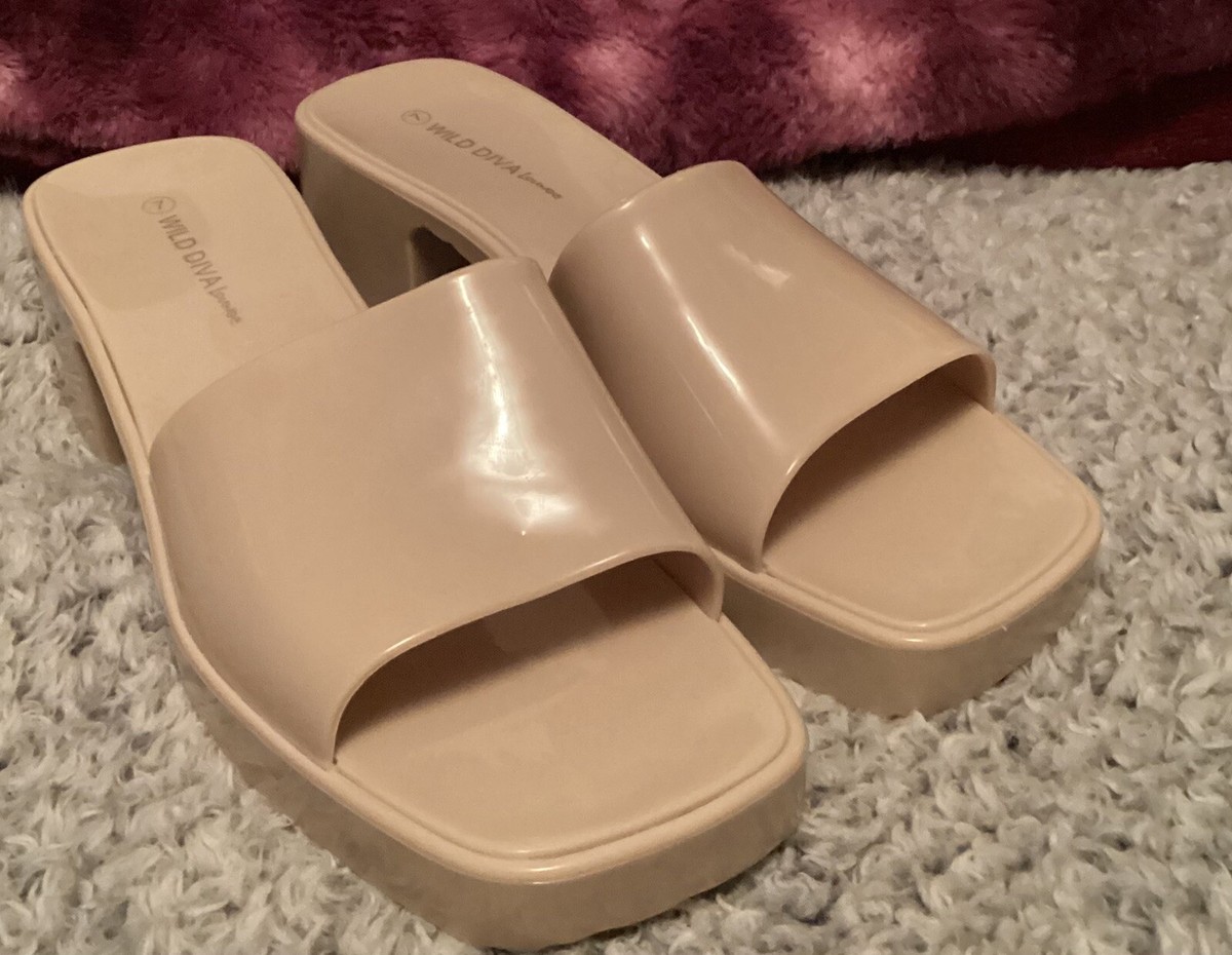 Wild Diva Lounge Nude jelly SandalSize 7