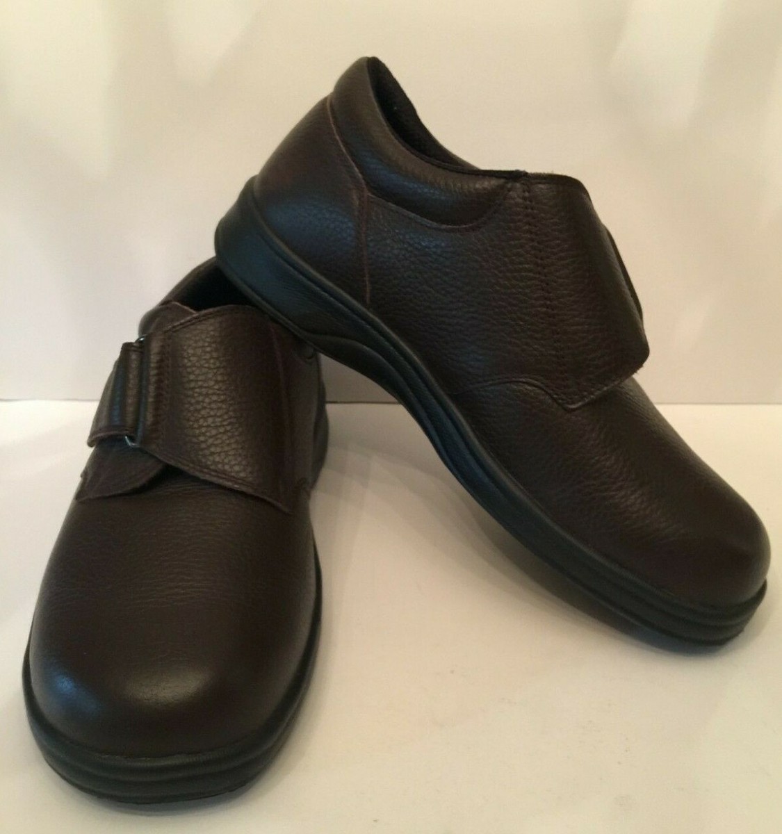 Orthofeet Broadway Men's Orthodic Comfort Shoes Size Brown Pebble  Leather - Main Image