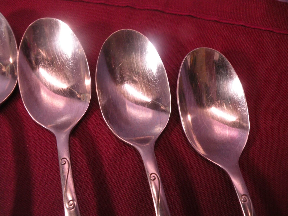 Conjunto de 5 colheres de sopa de aço inoxidável Cambridge borboleta e pergaminhos lugar oval 8 pol. GH3 - Imagem 3 de 4