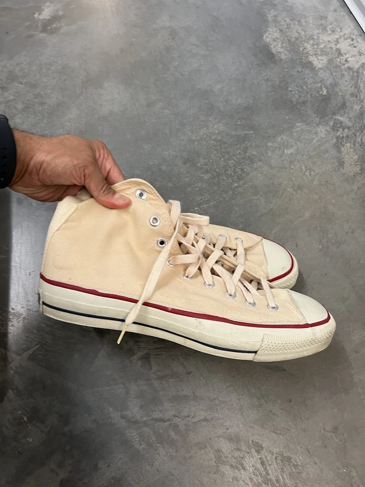 VINTAGE ANOS 70 FEITO NOS EUA CONVERSE ALL STAR CHUCK TAYLOR Creme 11.5 Com Caixa - Imagem 2 de 4