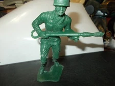 VTG Marx Plastic Green Army Man US Soldier Flamethrower Figure Figurine 5 "