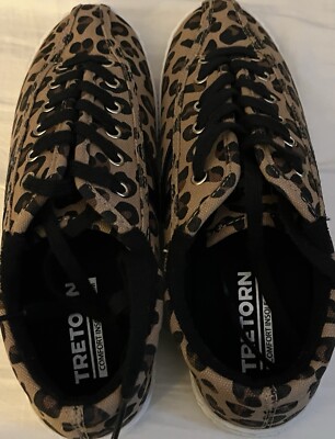 NWOB WOMENS TRETORN NYLITE PLUS CANVAS LEOPARD SNEAKERS/SHOES-SIZE 7.5