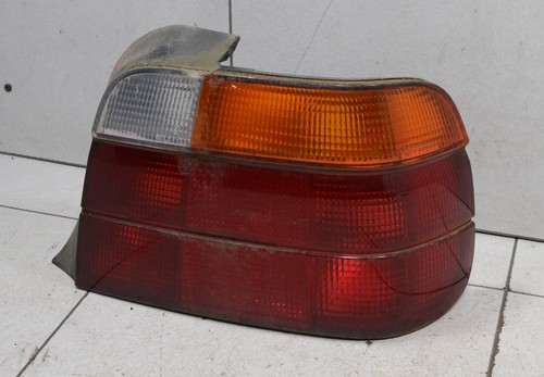 BMW E36 Compact 316i Bj 96 Rücklicht Rückleuchte hinten RECHTS #98108-B511
