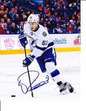 TAMPA BAY LIGHTNING VALTTERI FILPPULA SIGNED BRINGING PUCK UP 8X10