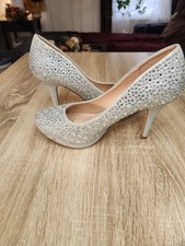 De Blossom Collection silver rhinestone platform high heels Size 7.5
