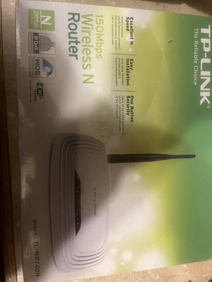 TP-LINK  150mbps Wireless N Router  Model TL-WR740N NIP new umopened