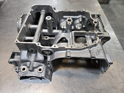 #ad Yamaha FZR600 OEM Engine Crank Case Pretty Clean $59.99