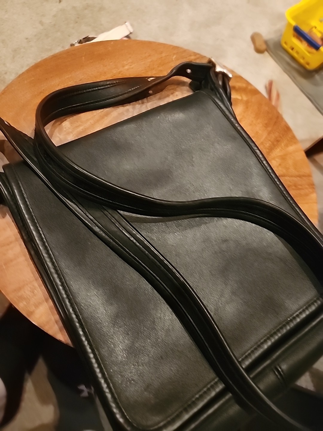 Coach 9144 Vintage Legacy Black Leather Messenger Flap Crossbody Bag. Purse thumbnail 8