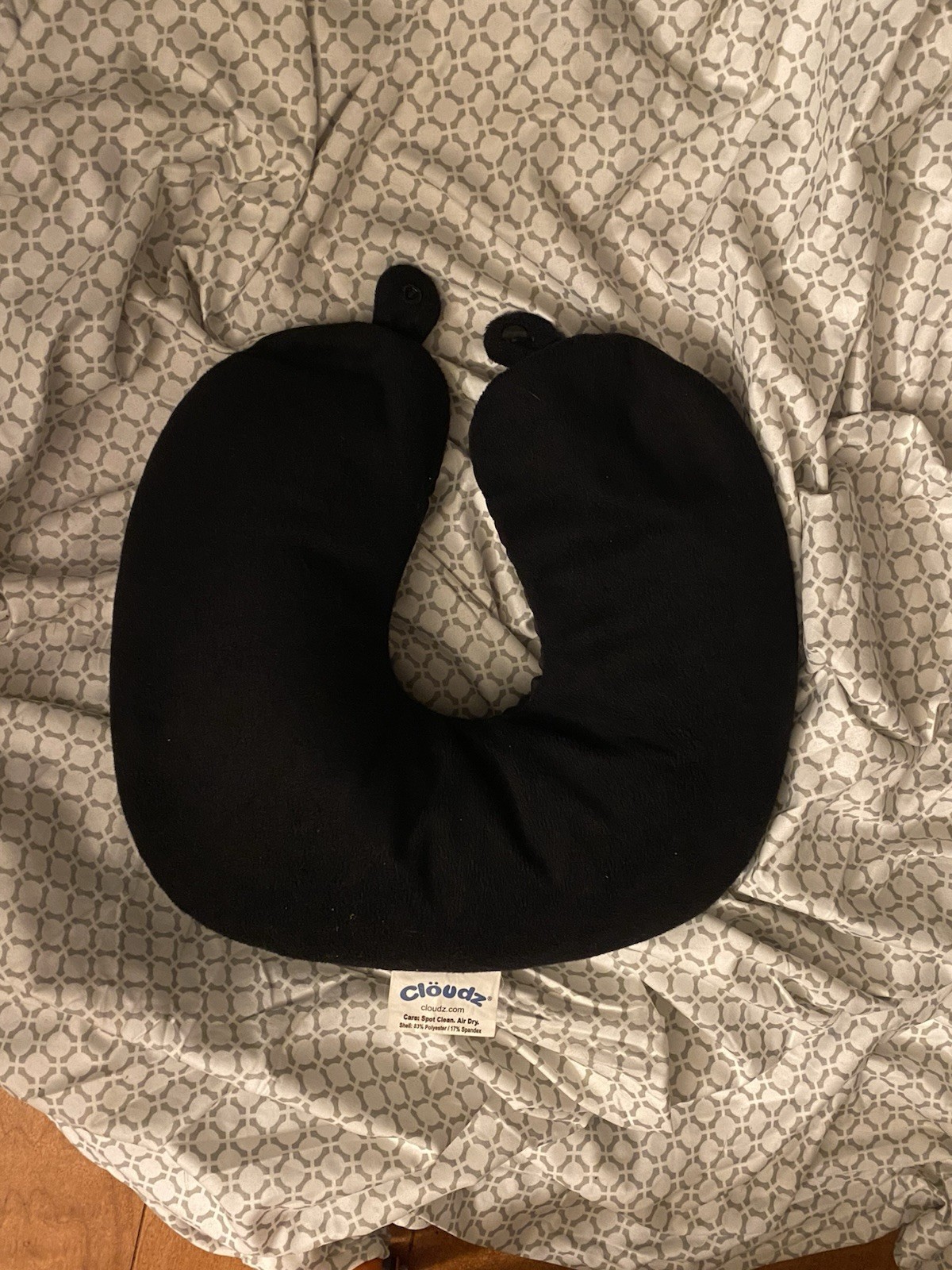 Comfortable Neck Support Travel Pillow for Long Trips-image