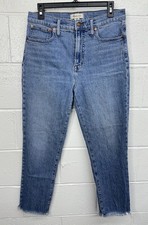 Madewell The Perfect Vintage Jean Blue Wash Raw Hem Tapered Fit / Women  s 29