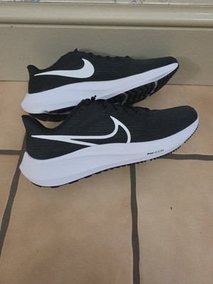 Size 11 - Nike Air Zoom Pegasus 39 