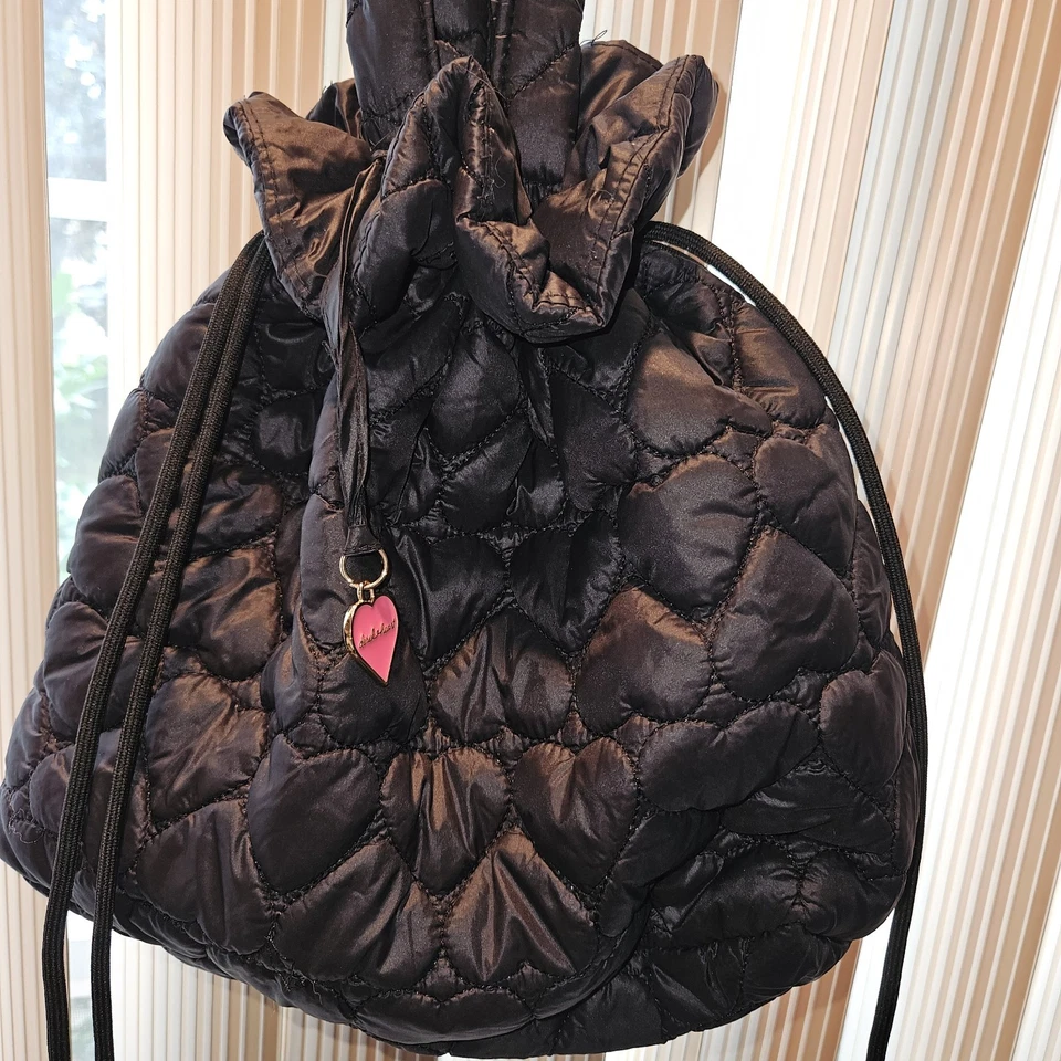 BETSEY JOHNSON Black Heart Quilted Puffer Purse Drawstring Closure 13.5"x11.0" - Image 2 of 4