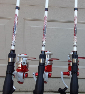 lot of South Bend Recluse Spinning rod reel Combo 6'6