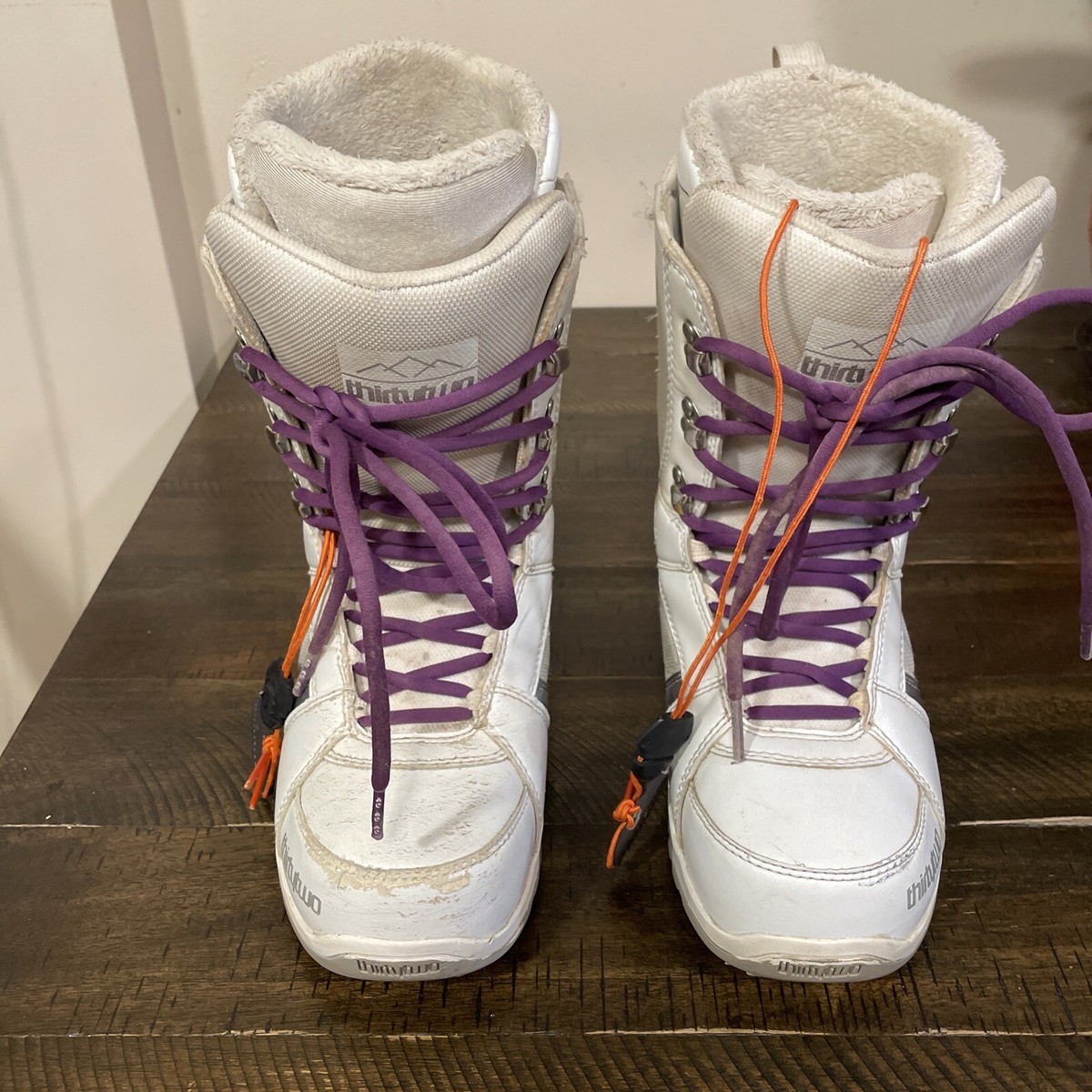 32 thirty two Women's Exit Fall 2014 White Snowboard Boots 32 thirty two Women's Exit Fall 2014 White Snowboard Boots