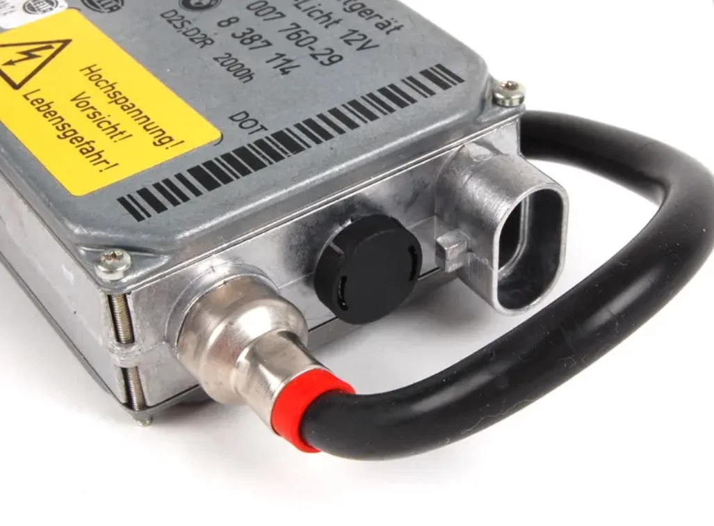 【真人出品】　p4 e8 a3 NEW BMW 5 E39 XENON HEADLIGHT CONTROL UNIT 63128387114