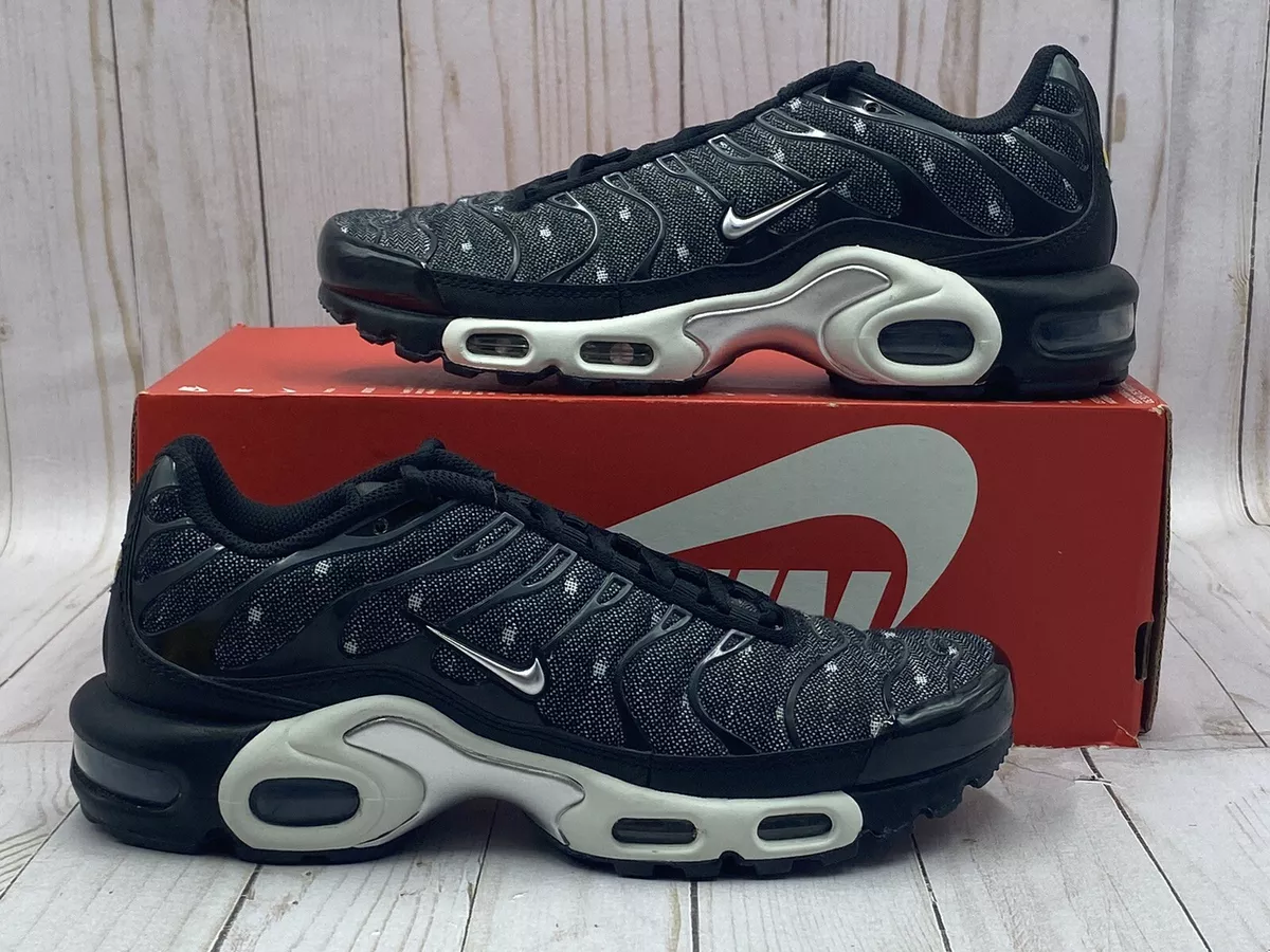 Nike air max clearance plus black size 7