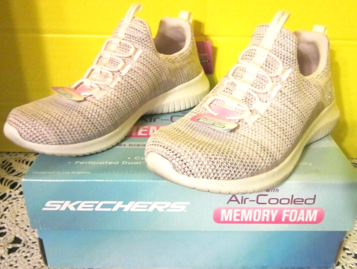 12840 skechers hotsell