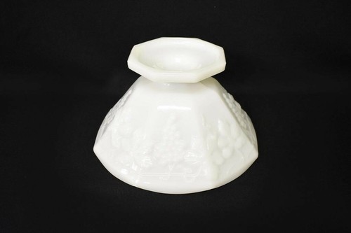 Antique Art Deco Milk White Opaline Pedestal Glass Bowl Compote Grapes Leaf - Picture 3 of 3