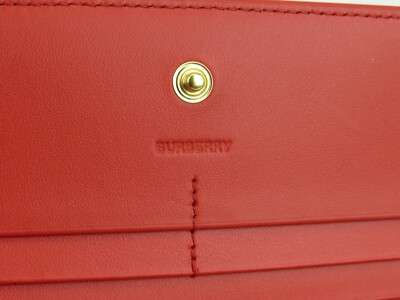 BURBERRY★素敵！PORTER RED LOGO EMBOSSED LEATHER FLAP WALLET Burberry Vine Red100% Leather Passport Cover | eBay