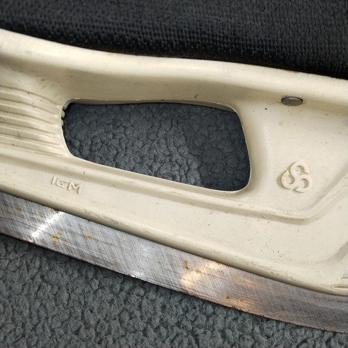 Vintage Bauer Ice Skates Size 8? Black Triumph 22 Hockey Blade Leather ICM - Picture 15 of 17