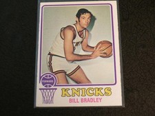 1973-74 Topps #82 BILL BRADLEY card! KNICKS!