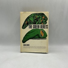 Vintage The Green Berets Robin Moore Vietnam War Hardcover DJ Crown Green Cloth