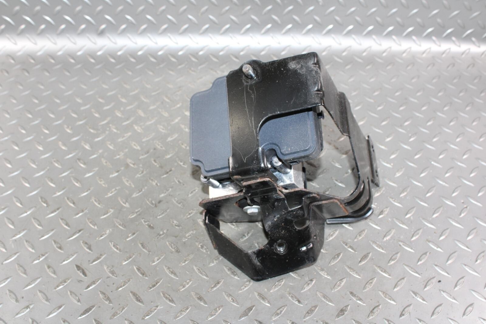 Maserati Ghibli 2014-2017 Abs pump motor