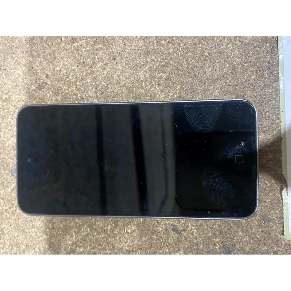 Apple iPod Touch 5th Gen A1421 MP3 Media Player 5MP 4" Touchscreen - For Parts - Image 2 of 4