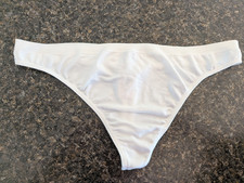 Victoria's Secret Vintage '04 Body By Victoria Seamless Low Rise Thong Panty L