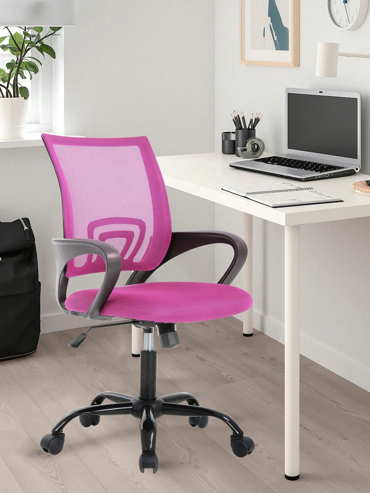 Ergonomic Mesh Office Chair with Swivel Rolling Desk Design for Comfort-image