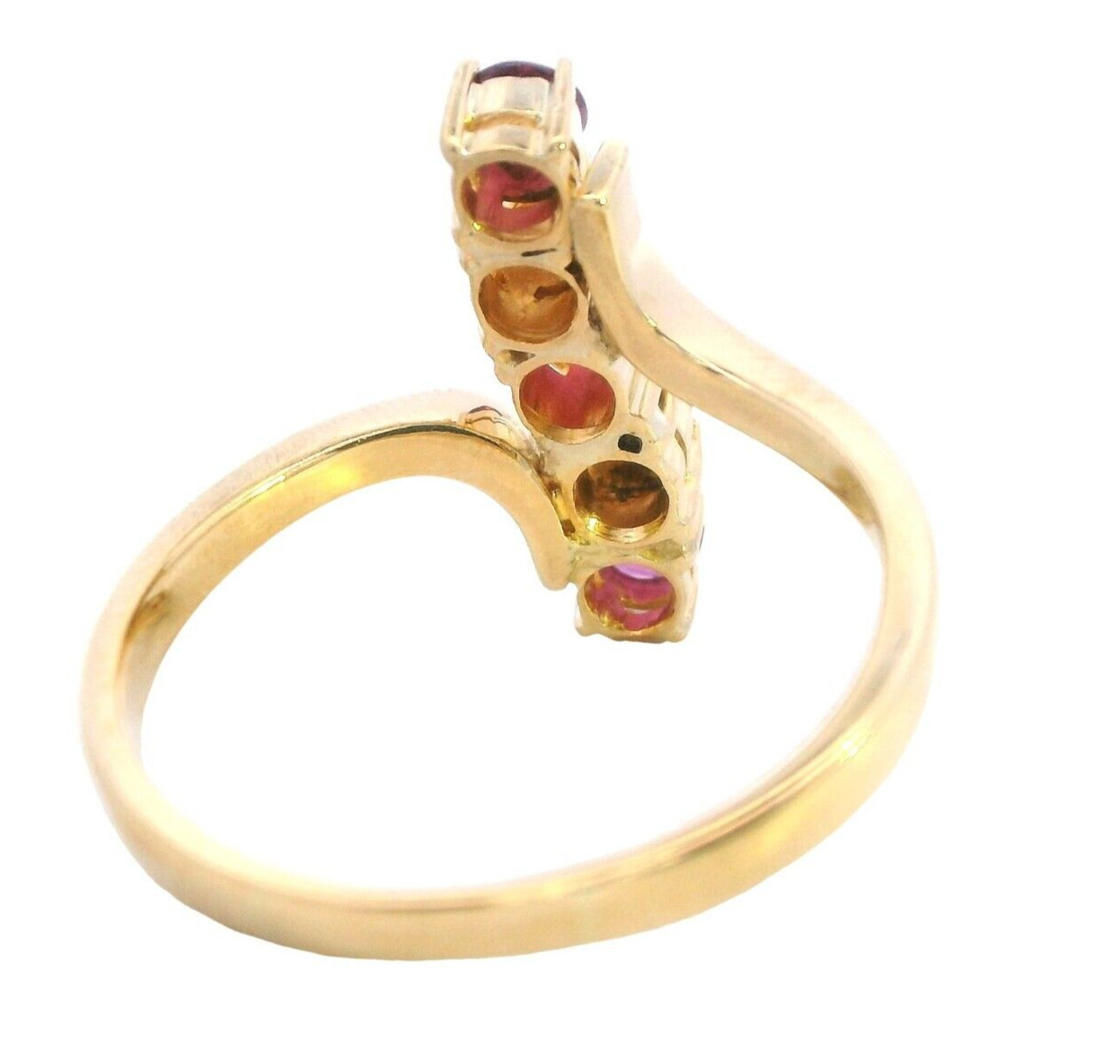Captivating 18ct Yellow Gold Ruby & Diamond Wave … - image 7